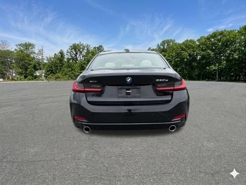 Used 2023 BMW 330e xDrive w/ Driving Assistance Package AWD/4WD image 7