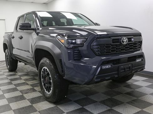 New 2026 Toyota Tacoma TRD Off-Road image 2