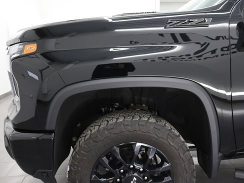 Used 2025 Chevrolet Silverado 2500 LT w/ Trail Boss Package image 39