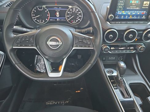 Used 2024 Nissan Sentra SR FWD image 14