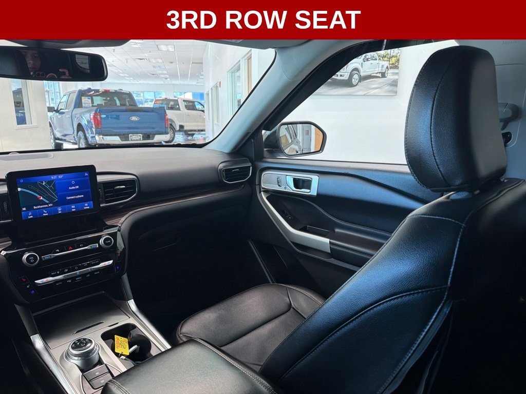 Used 2021 Ford Explorer Limited w/ Equipment Group 301A AWD/4WD image 14