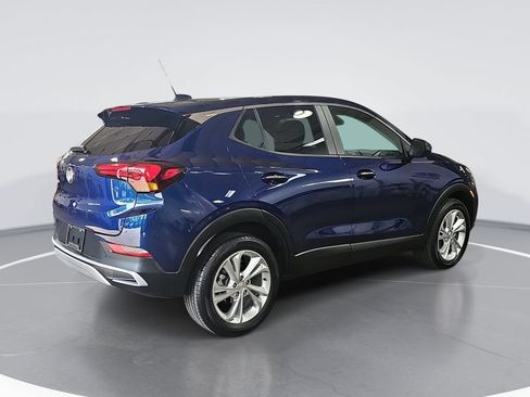 Used 2023 Buick Encore GX Preferred w/ Cold Weather Comfort Package FWD image 3