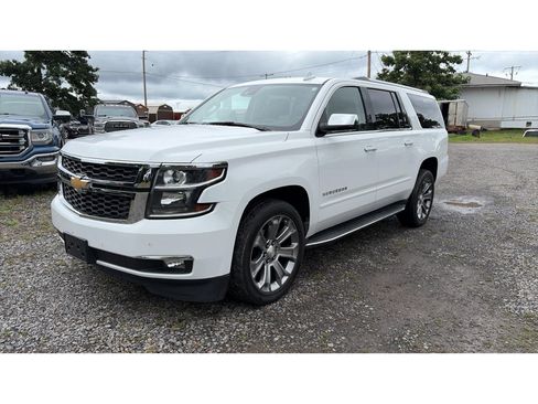 Used 2017 Chevrolet Suburban Premier w/ Max Trailering Package AWD/4WD image 1