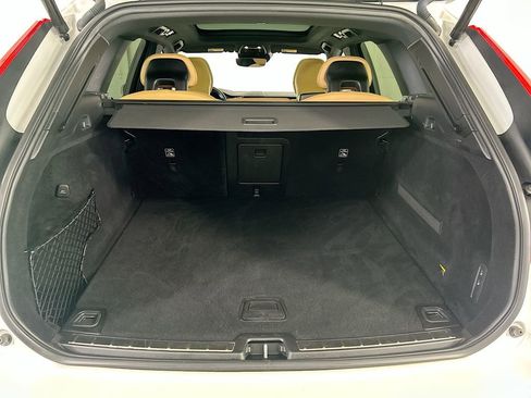 Used 2019 Volvo XC60 T5 Inscription AWD/4WD image 27