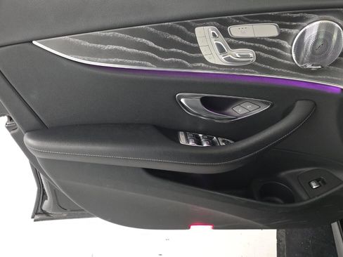 Used 2021 Mercedes-Benz E 350 4MATIC Sedan w/ Premium Package image 9