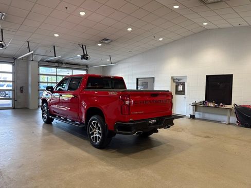 Used 2019 Chevrolet Silverado 1500 LT Trail Boss AWD/4WD image 5