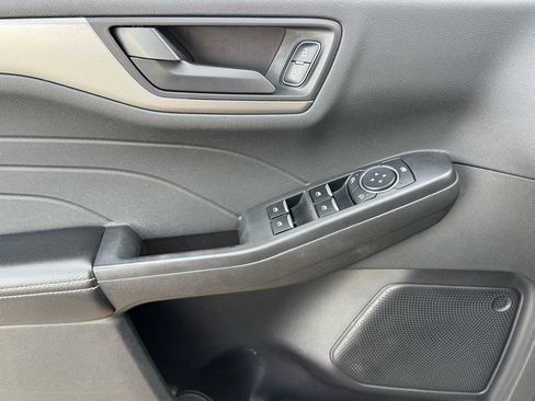 Used 2023 Ford Escape Active w/ Tech Pack #1 AWD/4WD image 12