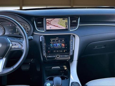 Used 2023 INFINITI QX55 Essential image 6