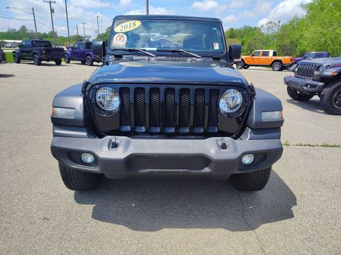 Used 2018 Jeep Wrangler Sport AWD/4WD image 2