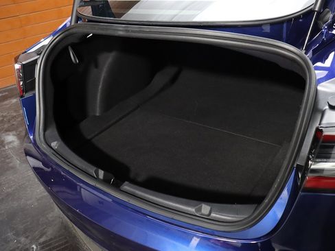 Used 2023 Tesla Model 3 Standard Range image 55