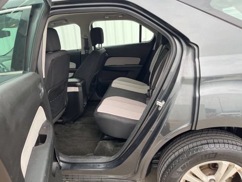 Used 2017 Chevrolet Equinox LS FWD image 11