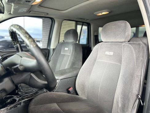Used 2007 Chevrolet TrailBlazer SS RWD image 44