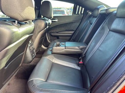 Used 2017 Dodge Charger SXT w/ Plus Group image 13