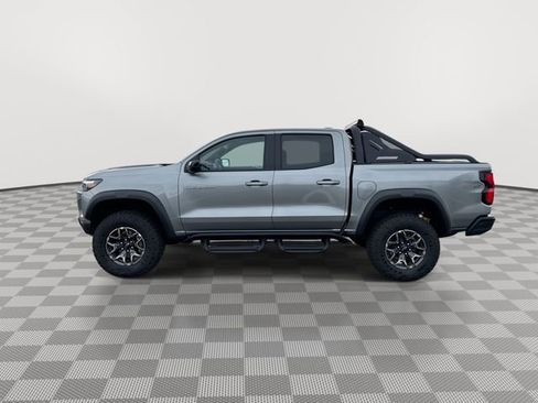 Certified 2024 Chevrolet Colorado ZR2 w/ ZR2 Convenience Package III image 5