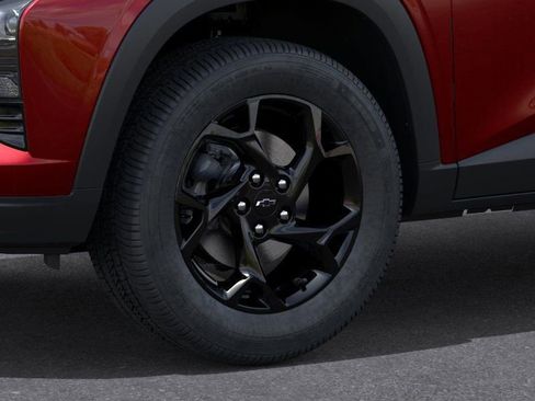 New 2026 Chevrolet Trax LT w/ Driver Confidence Package image 10