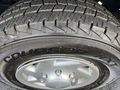 Used 2014 Ford E-350 and Econoline 350 Super Duty image 17