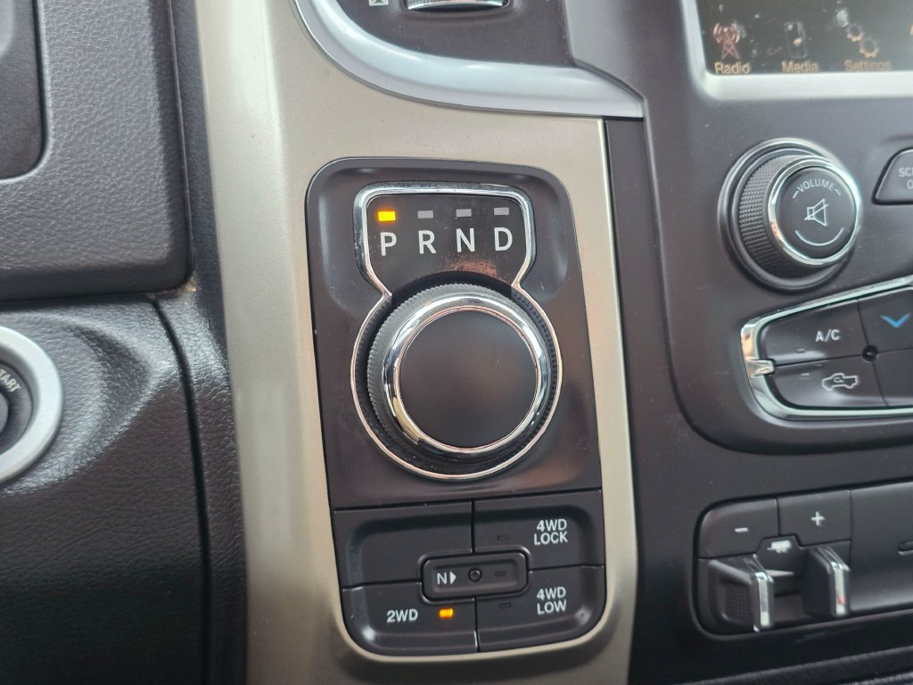 Used 2015 RAM 1500 Classic SLT w/ Trailer & Traction Group AWD/4WD image 28