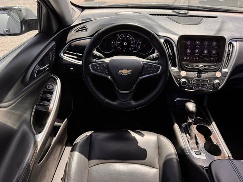 Used 2024 Chevrolet Malibu LT image 11