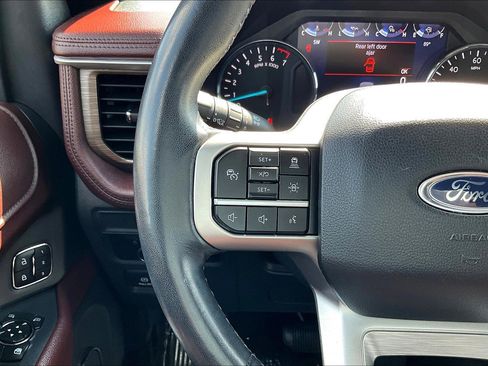 Used 2024 Ford Expedition Max Limited image 23