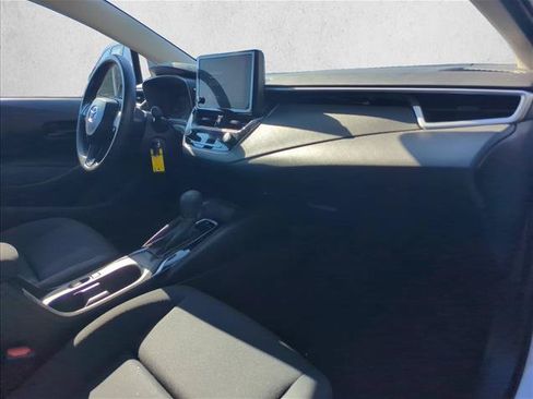 Used 2025 Toyota Corolla LE FWD image 29