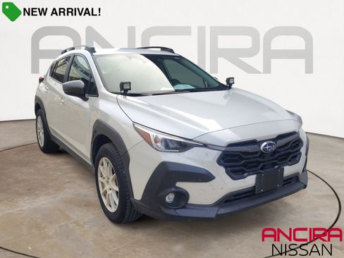 Used 2025 Subaru Crosstrek 2.0i Premium AWD/4WD image 1
