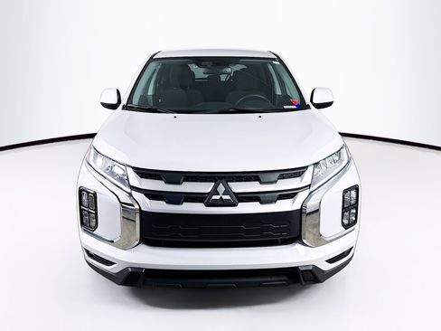 Used 2024 Mitsubishi Outlander Sport SE image 3