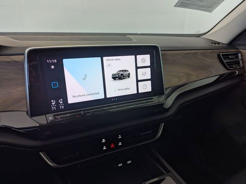 Used 2024 Volkswagen Atlas SE image 7