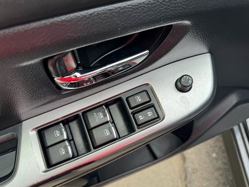 Used 2016 Subaru Crosstrek 2.0i Limited w/ Popular Package #2 image 11