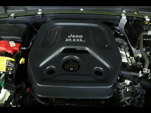 Used 2022 Jeep Wrangler Unlimited Sport AWD/4WD image 16