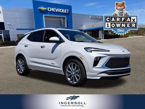 Used 2026 Buick Encore GX Avenir w/ Avenir Technology Package AWD/4WD image 1