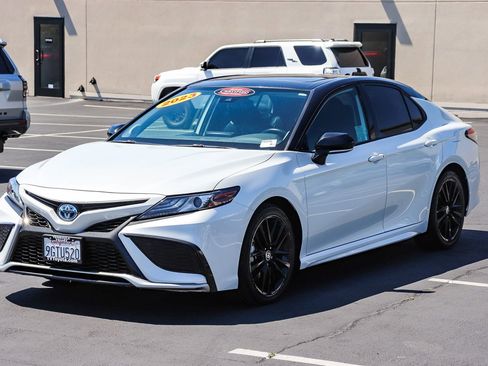 Certified 2023 Toyota Camry XSE w/ Navigation Package FWD image 3