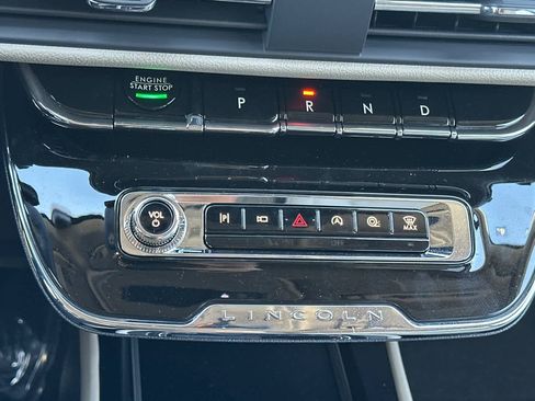 New 2025 Lincoln Corsair Premiere w/ Equipment Group 101A image 22