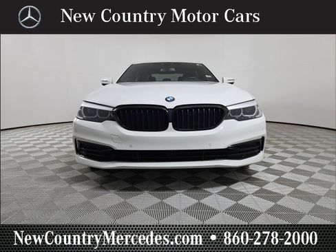Used 2020 BMW 530e xDrive 530e xDrive iPerformance w/ Premium Package image 2