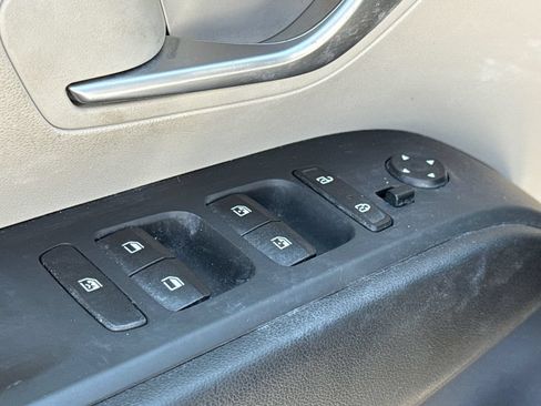 Used 2022 Hyundai Tucson SEL w/ Cargo Package AWD/4WD image 18