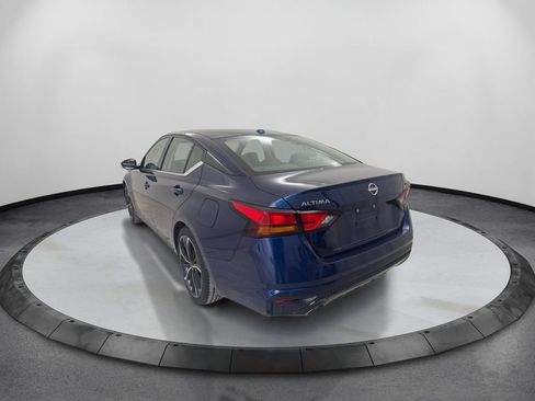 Used 2023 Nissan Altima 2.5 SR FWD image 7