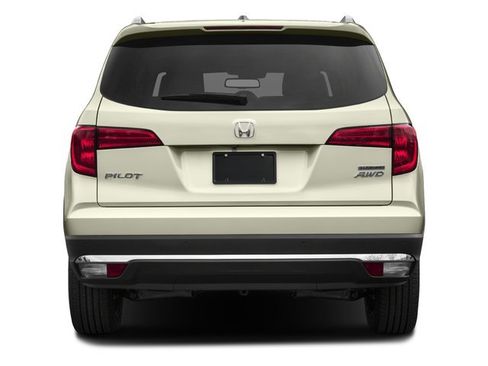 Used 2017 Honda Pilot Touring image 6