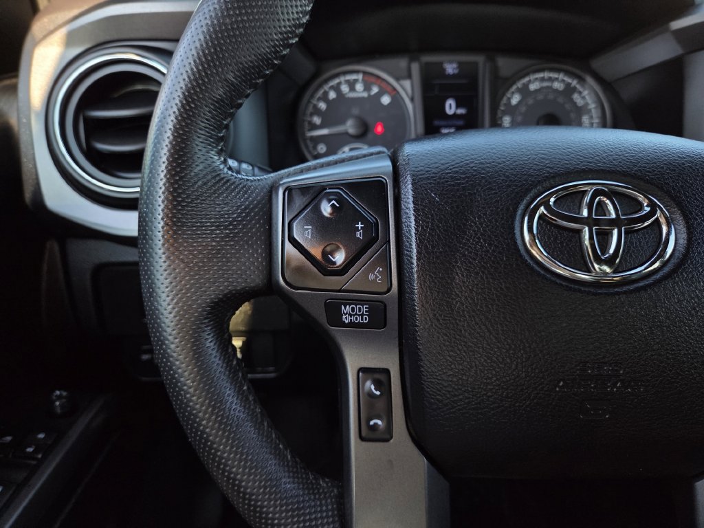 Used 2021 Toyota Tacoma TRD Sport RWD image 25