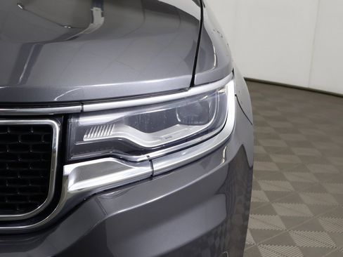 Used 2022 Jeep Wagoneer Series II w/ Premium Group I image 18