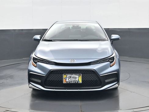 Used 2021 Toyota Corolla SE FWD image 2