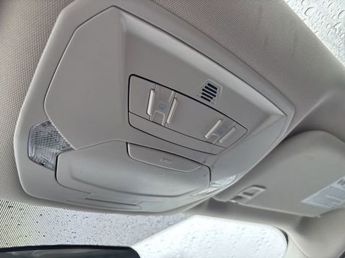 Used 2019 Ford Escape SEL image 24