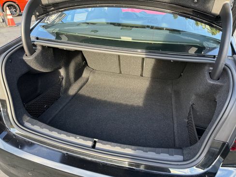 Used 2020 BMW 330i Sedan w/ Convenience Package image 18