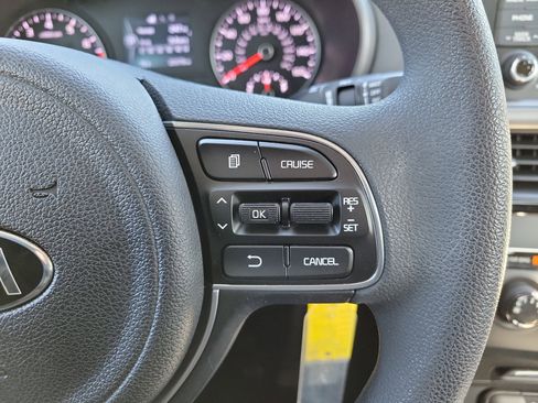 Used 2017 Kia Optima LX w/ Option Group 014 image 27