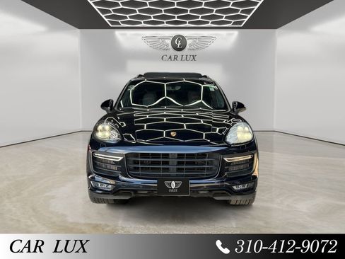 Used 2018 Porsche Cayenne GTS image 8