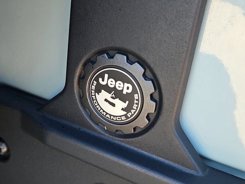 Used 2024 Jeep Wrangler Unlimited Rubicon AWD/4WD image 6