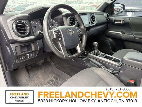 Used 2019 Toyota Tacoma TRD Off-Road image 26