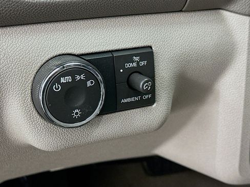 Used 2014 Buick Enclave Leather AWD/4WD image 17