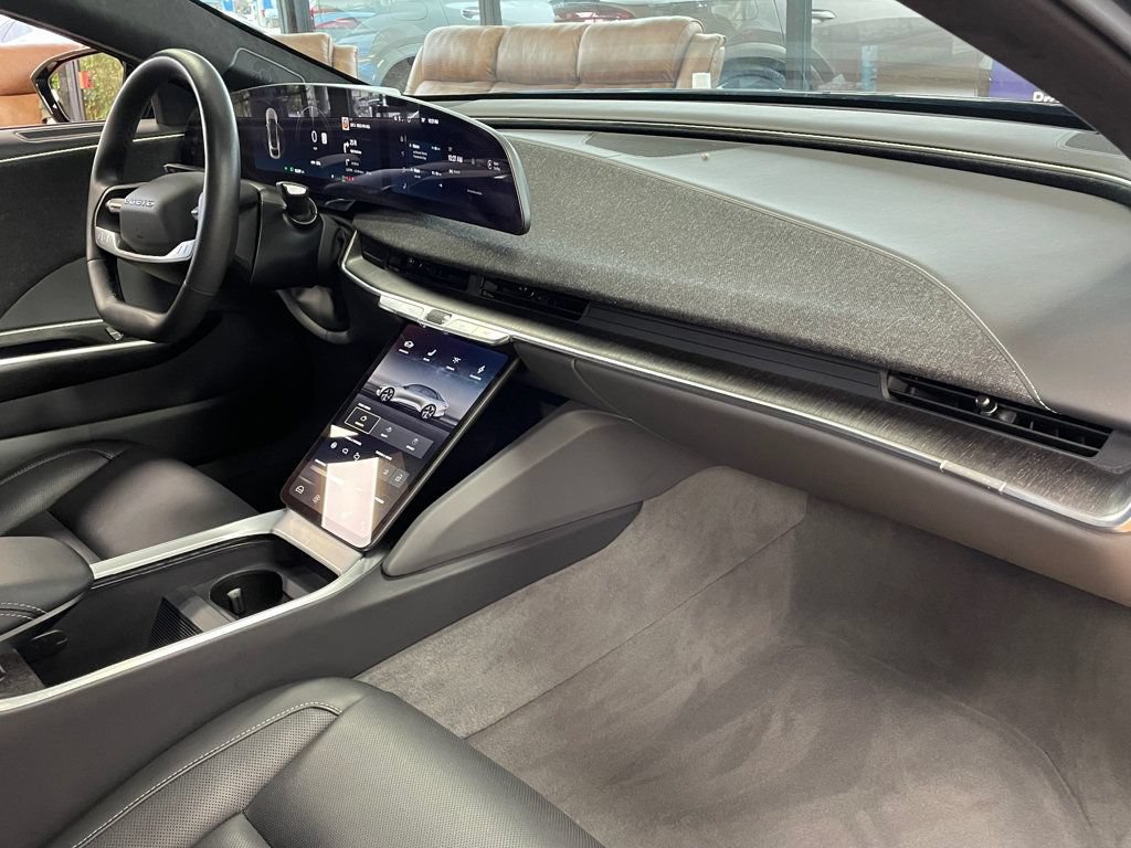 Used 2024 Lucid Air Pure RWD image 22
