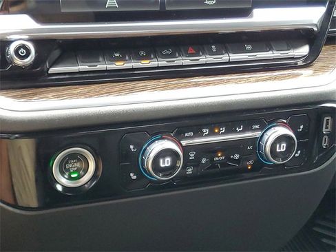 Certified 2022 GMC Sierra 1500 Elevation image 24