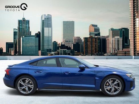 Used 2023 Audi e-tron GT Premium Plus AWD/4WD image 7