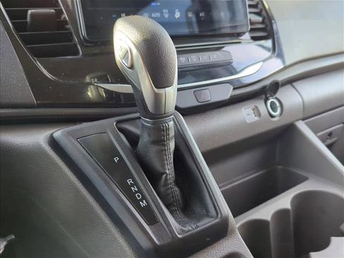 Used 2023 Ford Transit 350 XLT image 9